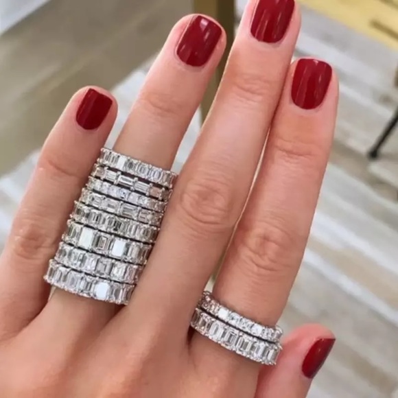 9TCW VVS Emerald Cut Eternity Wedding Band Ring - Picture 6 of 15